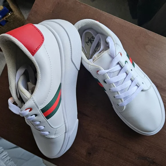 MKS Sneaker Shoes Womens White Red Green 8 - Picture 6 of 10